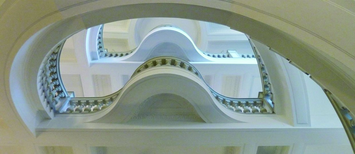 <strong>Cay Dollerup</strong><br>