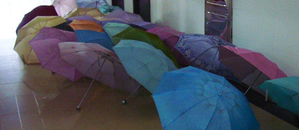 <strong>Cay Dollerup</strong><br>